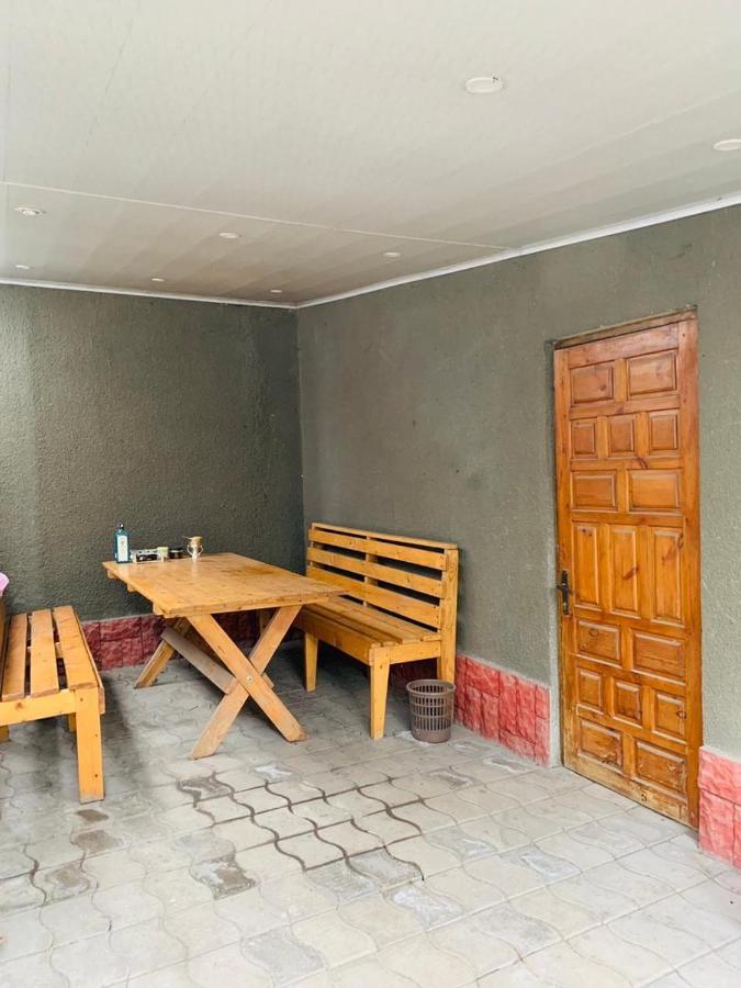 Ala-Bel Guesthouse Bișkek Exterior foto